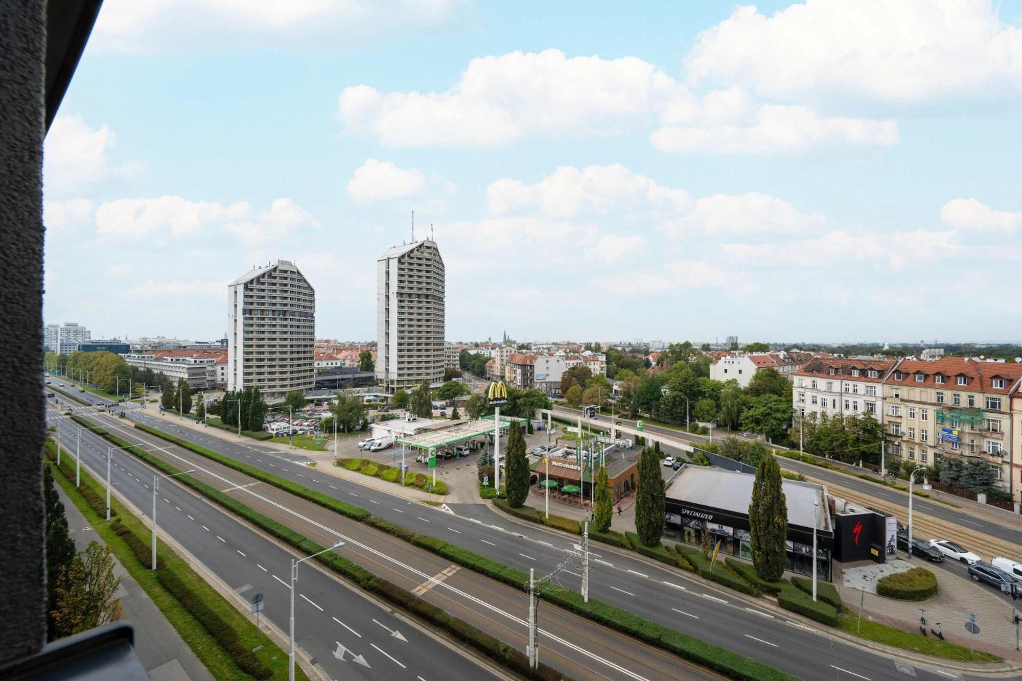 Bright With Air Conditioning Near Zoo By Renters Apartamento